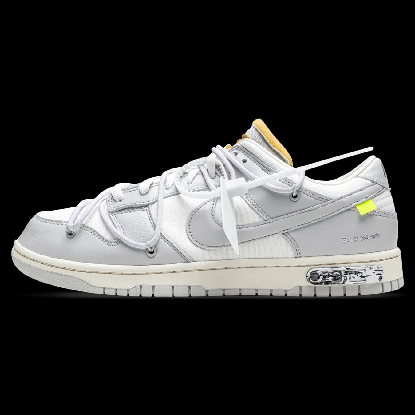 NIKE DUNK LOW OFF WHITE