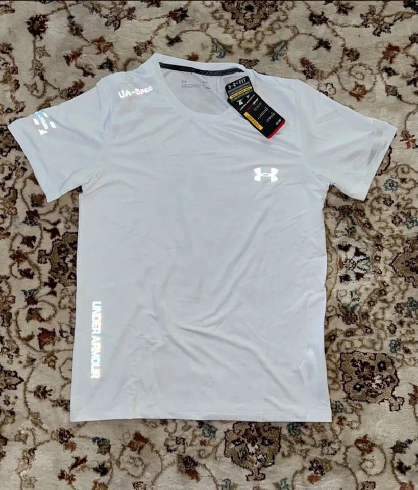 UNDER ARMOUR gym t-shirt - Image 2
