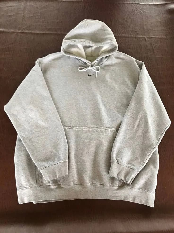 Nike hoodie - Image 2