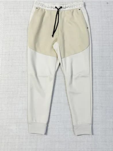 NIKE tech pants - Image 2