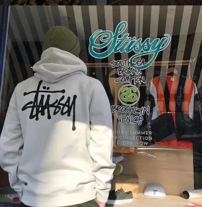 Stussy hoodie - Image 3