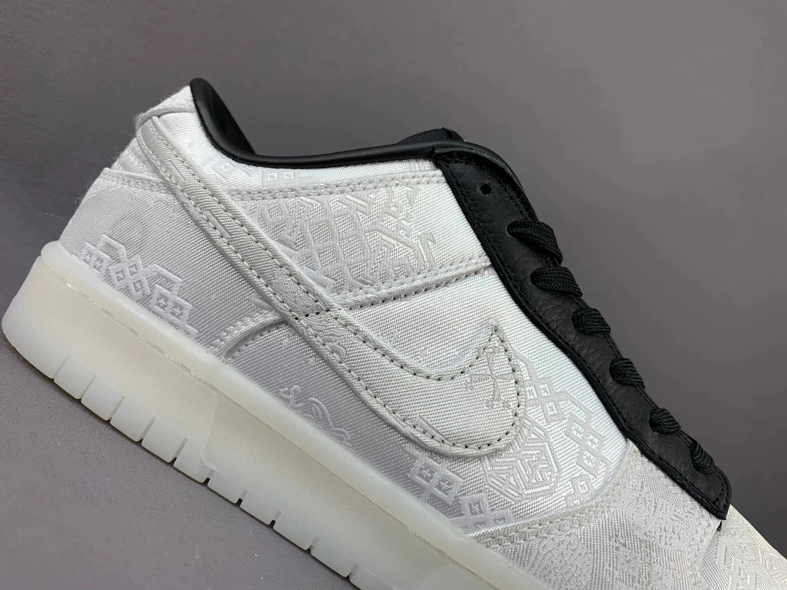 DUNK LOW SP WHITE-BLACK BLANC - Image 2