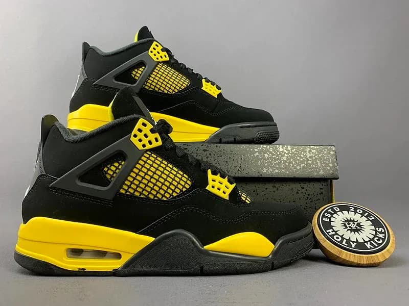 Jordan 4 OG Collection - Image 2