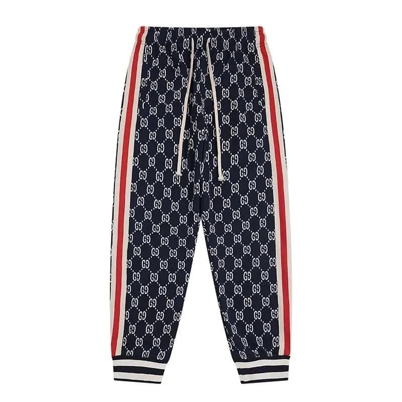 Gucci tracksuit + shorts - Image 2