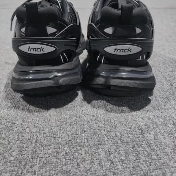 Balenciaga "Track" - Image 3