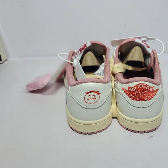 Travis Scott x Air Jordan 1 Low OG - Image 5