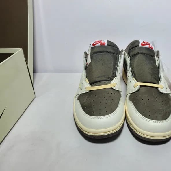 Travis Scott x Air Jordan 1 Low OG Reverse Mocha