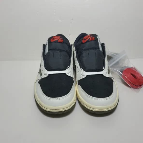 Travis Scott x Air Jordan 1 Low OG Olive