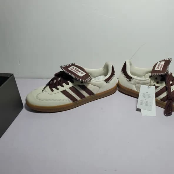 Originals Samba Vegan ​OG White Haired Horse - Image 6