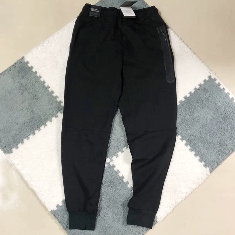 NIKE tech pants - Image 3