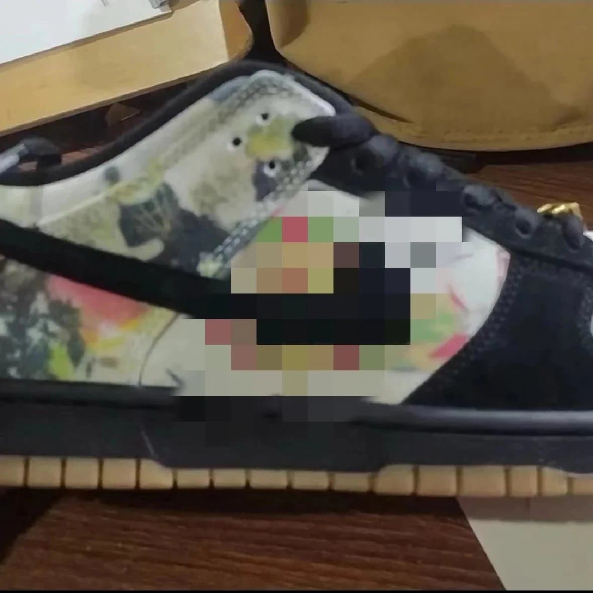 Nike SB Dunk Low SUPERME oil painting [M]