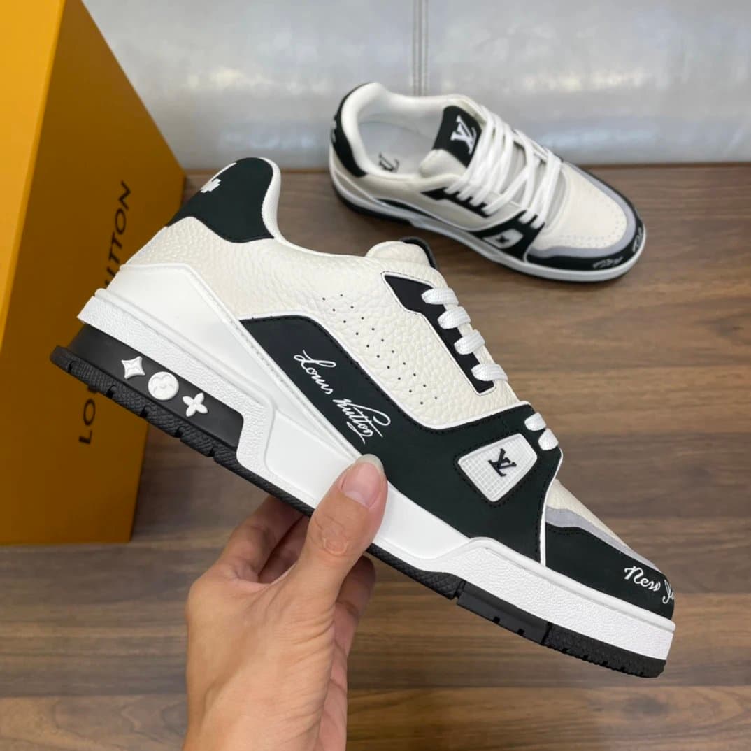 Louis Vuitton Trainer LV